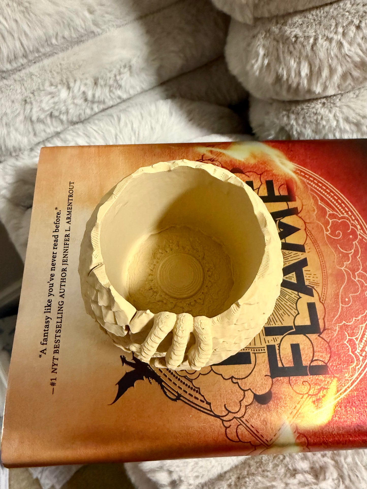 Dragon Egg Hatchling – Tealight & Trinket Vessel